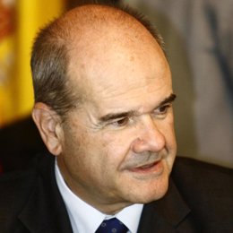 Ministro de gobernación, Manuel Chaves