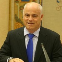 Campa dice que el informe de la CE es "matizable" pero aboga por "extraer lecciones" de él