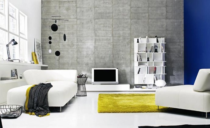 Salón diáfano y con toques de color.