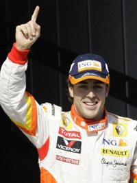 Alonso asombra con el mejor tiempo en los 'segundos libres'