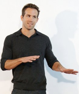  Ryan Reynolds presenta La proposición
