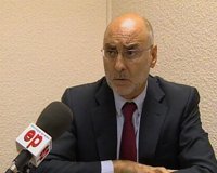 Ares advierte al PNV de que "ayer se manifestó" con quienes quemaron el autobús 