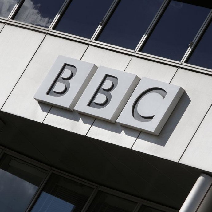 La BBC justifica la invitación al líder de la ultraderecha británica