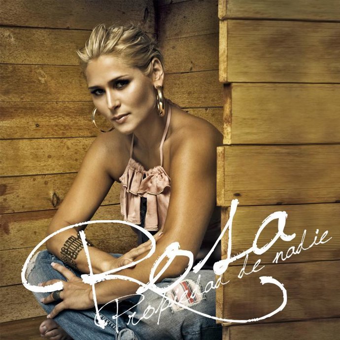 Portada del próximo disco de Rosa, 'Propiedad de Nadie' a la venta el 3 de novie