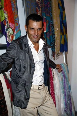 Jesús Vázquez para Yokana 