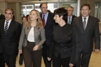 Jiménez reconoce que los casos de gripe A en España son menos graves de lo que esperaban