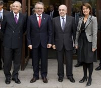 Almunia dice que en 2010 será necesario mantener los "estímulos"