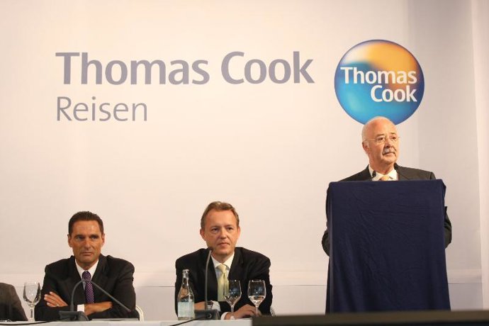 Melchior presidió la recepción a Thomas Cook