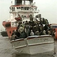 Cerca de 120 inmigrantes llegan en patera a las costas españolas durante este fin de semana