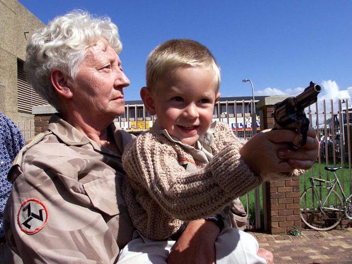 Afrikáner, población blanca, violencia, infantil, pistola, niño