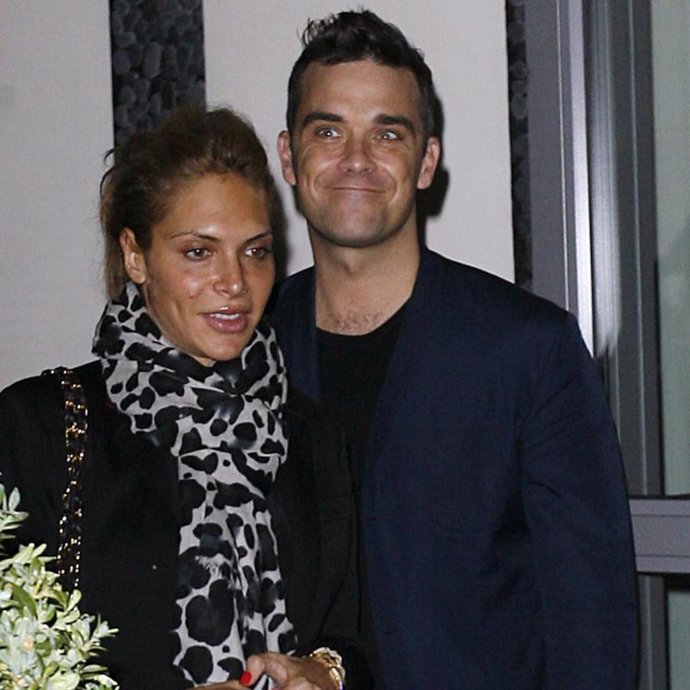 El cantante Robbie Williams y su novia Ayda Field