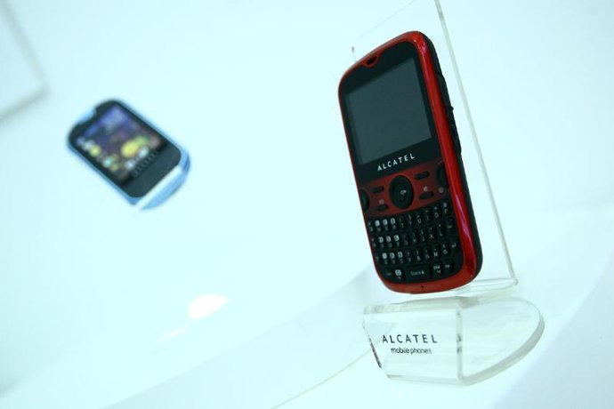 Teléfono móvil smartphone de Alcatel One Touch Tribe