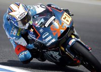 Julián Simón se despide con la última 'pole' de la temporada en 125cc