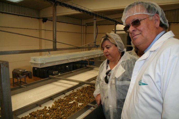 Consejera de Agricultura visita Agrosevilla