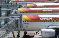Iberia rebaja un 35% el precio del puente aéreo