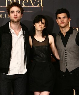 Pattinson Stewart y Lautner presentan Luna Nueva