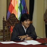 Evo Morales arremete contra la "invasión imperialista" en Sudamérica con bases militares