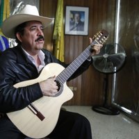 Zelaya dice ahora que no ha renunciado a la presidencia de Honduras