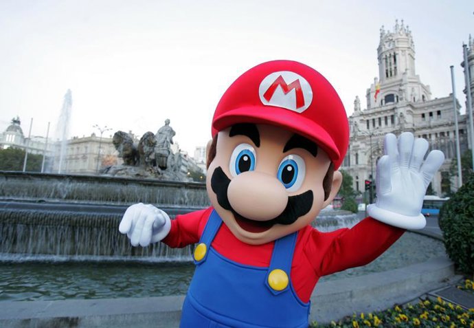 La mascota de Nintendo Mario en Madrid