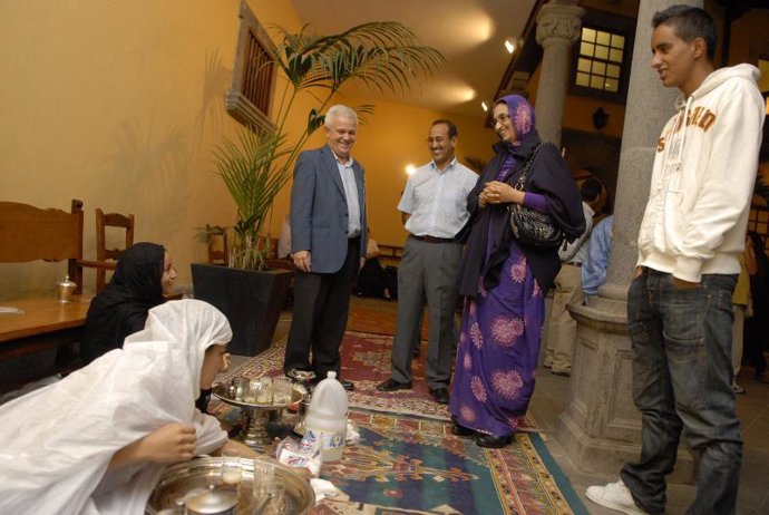 La defensora de los Derechos Humanos en el Sahara Occidental Aminattou Haidar, d