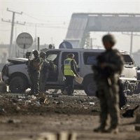 Ascienden a 14 los civiles muertos por un ataque talibán este lunes 