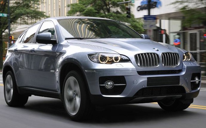 Versión híbrida del BMW X6 