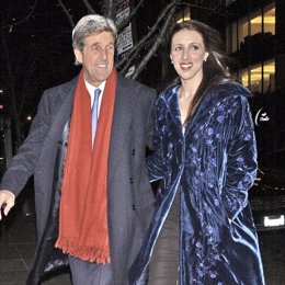 El senador John Kerry y su hija Alexandra
