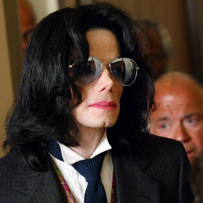 El médico de Jackson admite que dio Propofol al cantante