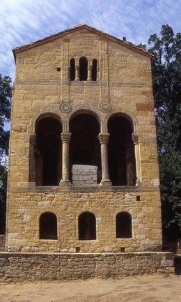 Santa María del Naranco 