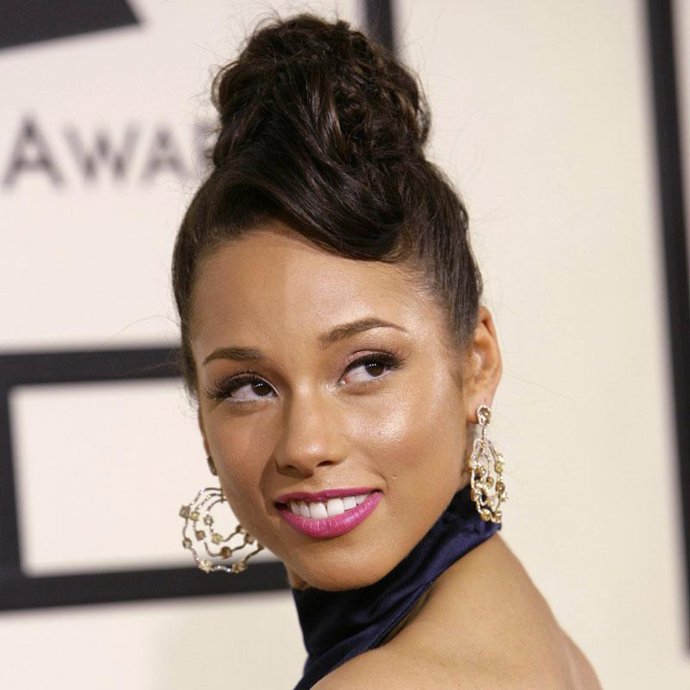 Alicia Keys diseña su propia línea de joyas