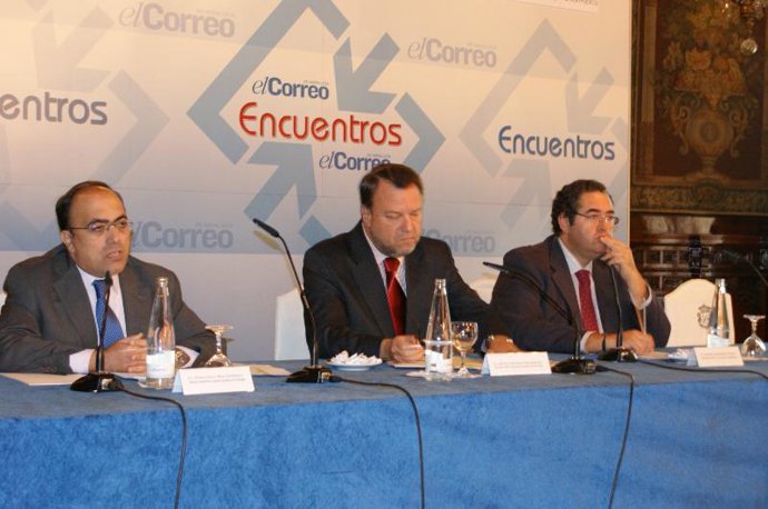 Inauguración del encuentro 'Sostenibilidad de los vehículos eléctricos en núcleo