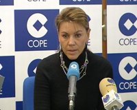 Cospedal se pregunta si el PSOE va a prohibir también "los belenes y los Reyes Magos"