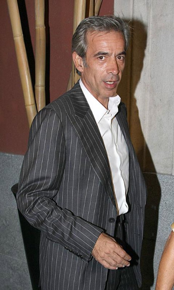 El actor Imanol Arias,  en la boda de Pitingo