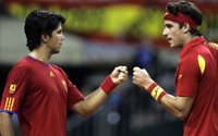 Feliciano y Verdasco ganan el dobles y dan a España la cuarta 'Ensaladera'