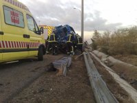 Dieciséis fallecidos en las carreteras españolas en la primera fase del puente de la Constitución