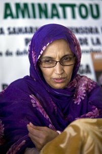 Exteriores prosigue los contactos con la ONU y Marruecos y habla con Argelia