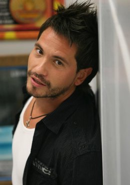 El cantautor David DeMaría