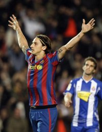 El Barça vence por la mínima al Espanyol