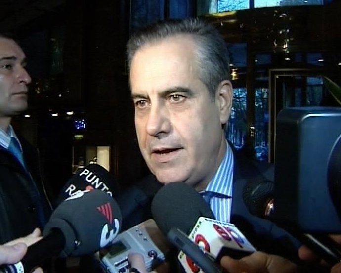 Ministro de Trabajo, Celestino Corbacho