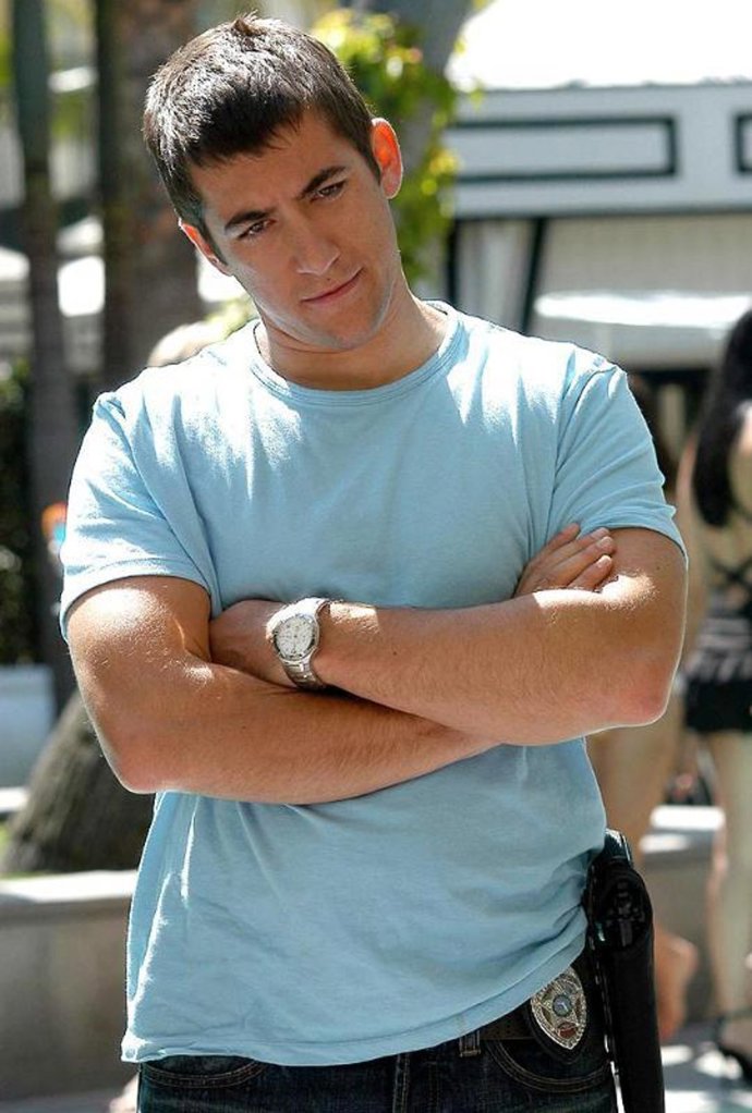 Jonatan Togo, Ryan Wolf de CSI