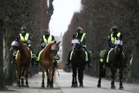 Una veintena de activistas detenidos al intentar reventar un acto en el que participaba Montilla