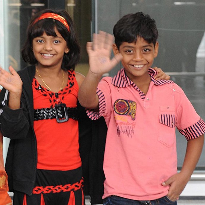 Los protagonistas de 'Slumdog Millonaire' Azharuddin Mohammed y Rubina Ali