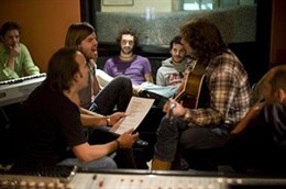 El trío 84 graba con Los Secretos