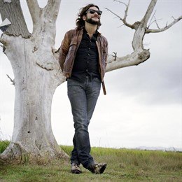 El cantante Quique González