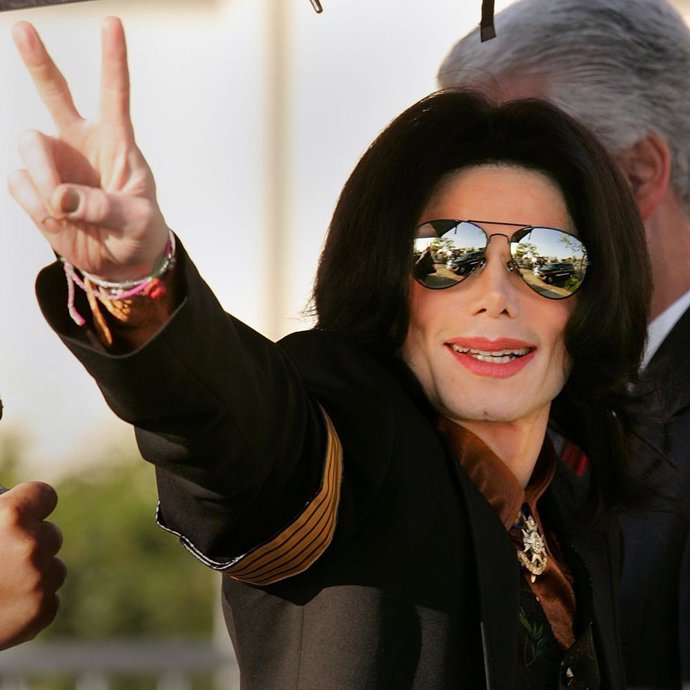 Un perturbado matar a Michael Jackson en 1992