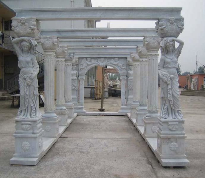 Piezas de mármol para jardín.