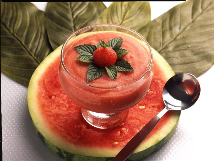 Las frutas hidratan y nos dan luminosidad.