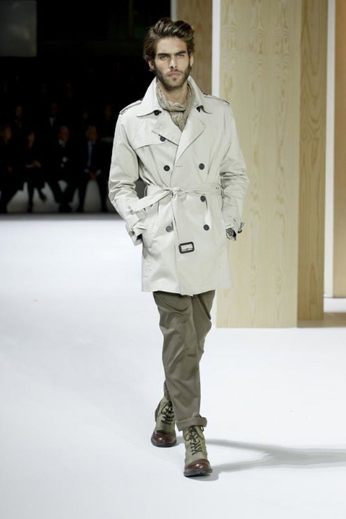 Desfile MANGO 'H.E. HOMINI EMERITO'