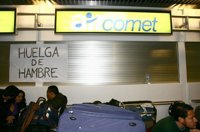 Trabajadores de Air Comet echan en cara a Fomento que "no tomara cartas en el asunto" 