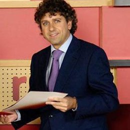 Director de RNE, Santiago González